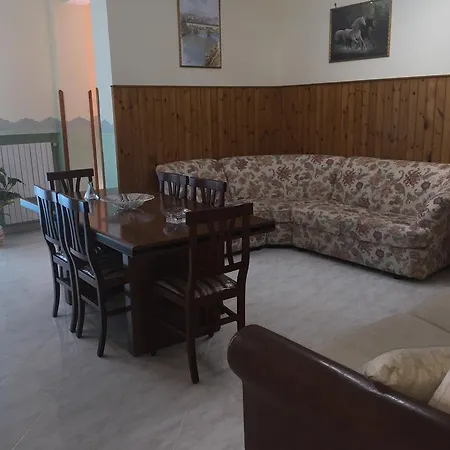 Πανσιόν Clea's House *